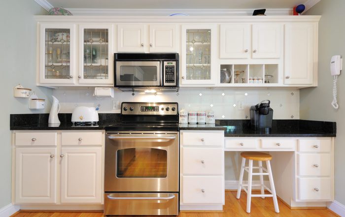 What To Look For in a Kitchen Paint?